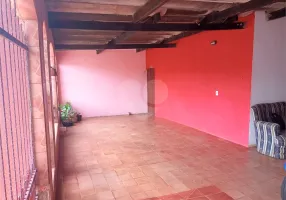 Foto 1 de Casa com 3 Quartos à venda, 200m² em Vila Regina, Itapetininga
