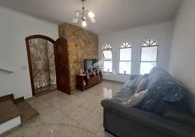 Foto 1 de Sobrado com 3 Quartos à venda, 160m² em Santa Maria, Santo André