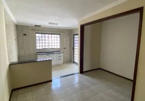 Foto 1 de Casa com 2 Quartos para alugar, 90m² em Antônio Zanaga, Americana
