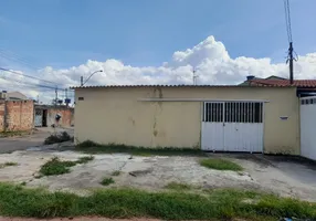 Foto 1 de Casa com 4 Quartos à venda, 180m² em Santa Maria, Brasília