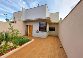 Foto 1 de Casa com 3 Quartos à venda, 128m² em Monte Carlo, Londrina