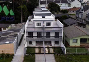 Foto 1 de Sobrado com 4 Quartos à venda, 145m² em Boqueirão, Curitiba