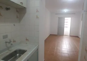 Foto 1 de Kitnet com 1 Quarto para alugar, 26m² em Liberdade, São Paulo