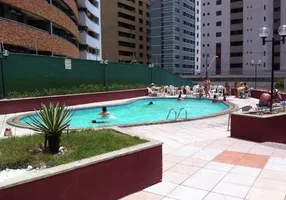 Foto 1 de Apartamento com 2 Quartos à venda, 70m² em Meireles, Fortaleza