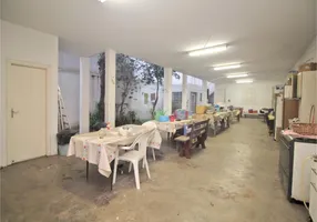 Foto 1 de Sobrado com 4 Quartos para alugar, 421m² em Moema, São Paulo