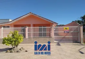 Foto 1 de Casa com 3 Quartos à venda, 157m² em Nereidas, Guaratuba