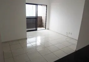 Foto 1 de Apartamento com 3 Quartos à venda, 60m² em Santo Antônio, Recife