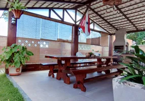 Foto 1 de Casa com 2 Quartos à venda, 90m² em Centro, Caucaia