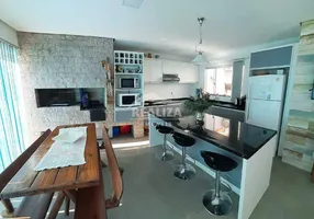 Foto 1 de Casa de Condomínio com 3 Quartos à venda, 200m² em Condominio Cantegril, Viamão