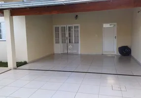 Foto 1 de Casa com 3 Quartos à venda, 168m² em Jardim Inconfidência, Uberlândia