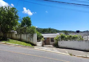 Foto 1 de Casa com 4 Quartos à venda, 130m² em Nacoes, Balneário Camboriú