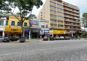 Foto 1 de Sobrado com 3 Quartos à venda, 285m² em Centro, Nova Friburgo