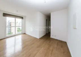 Foto 1 de Apartamento com 3 Quartos à venda, 72m² em Vila Jardim, Porto Alegre