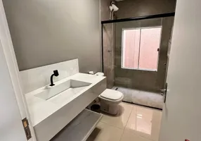 Foto 1 de Casa de Condomínio com 2 Quartos à venda, 68m² em Jardim Mossoró, Cuiabá