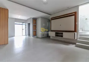 Foto 1 de Sobrado com 3 Quartos à venda, 222m² em Centro, Matinhos