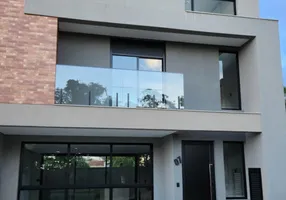 Foto 1 de Casa de Condomínio com 3 Quartos à venda, 167m² em Pilarzinho, Curitiba