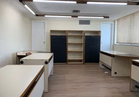 Foto 1 de Sala Comercial para venda ou aluguel, 55m² em Jardim Europa, São Paulo