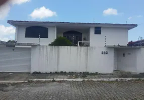 Foto 1 de Casa com 6 Quartos à venda, 478m² em Estados, João Pessoa