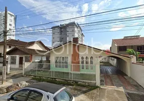 Foto 1 de Casa com 5 Quartos à venda, 160m² em América, Joinville