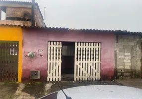 Foto 1 de Casa com 2 Quartos à venda, 60m² em Centro, Mongaguá