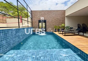 Foto 1 de Casa de Condomínio com 5 Quartos à venda, 444m² em Residencial Alphaville Flamboyant, Goiânia