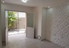 Foto 1 de Casa com 2 Quartos à venda, 80m² em Massaranduba, Salvador