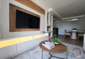 Foto 1 de Apartamento com 3 Quartos à venda, 95m² em Jurerê, Florianópolis