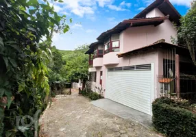 Foto 1 de Casa com 5 Quartos à venda, 237m² em Cacupé, Florianópolis