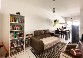 Foto 1 de Casa com 2 Quartos à venda, 80m² em Três Vendas, Pelotas