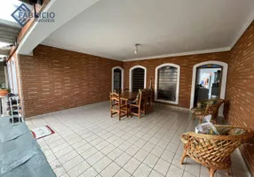 Foto 1 de Casa com 3 Quartos à venda, 350m² em Nova Vinhedo, Vinhedo