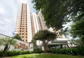 Foto 1 de Apartamento com 3 Quartos à venda, 212m² em Jardim do Lago, Londrina