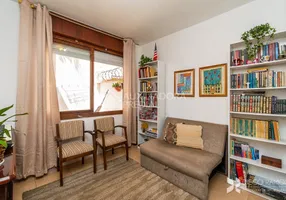 Foto 1 de Apartamento com 2 Quartos à venda, 56m² em Santa Cecília, Porto Alegre