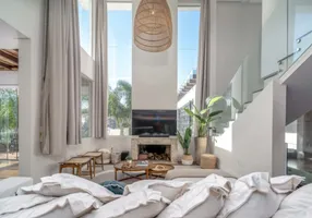 Foto 1 de Casa de Condomínio com 4 Quartos para alugar, 420m² em Praia Brava de Itajai, Itajaí