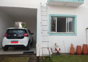 Foto 1 de Casa com 2 Quartos à venda, 99m² em Jardim do Sol, Caraguatatuba