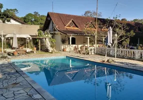 Foto 1 de Fazenda/Sítio com 8 Quartos à venda, 21000m² em Centro, Juquitiba