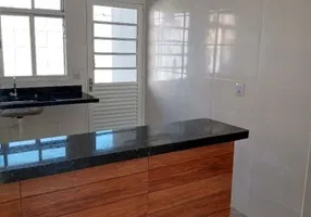 Foto 1 de Casa com 2 Quartos à venda, 150m² em Jardim José Figueira, Ribeirão Preto