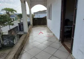 Foto 1 de Sobrado com 3 Quartos à venda, 248m² em Vila Santa Rosa, Guarujá