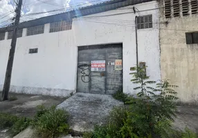 Foto 1 de Galpão/Depósito/Armazém para alugar, 161m² em Maraponga, Fortaleza