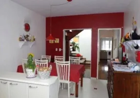 Foto 1 de Casa com 3 Quartos à venda, 210m² em Suissa, Ribeirão Pires