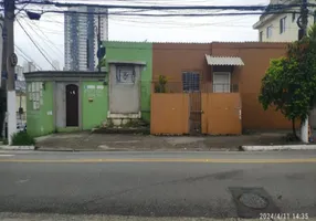 Foto 1 de Casa com 2 Quartos para alugar, 299m² em Jardim Prudência, São Paulo