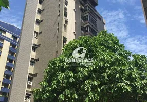 Foto 1 de Apartamento com 5 Quartos à venda, 217m² em Meireles, Fortaleza