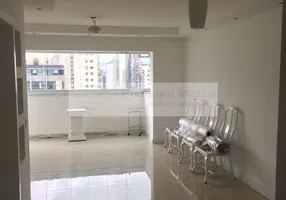 Foto 1 de Casa de Condomínio com 4 Quartos à venda, 180m² em Indianópolis, São Paulo