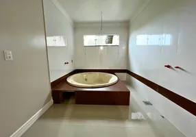 Foto 1 de Casa com 3 Quartos à venda, 500m² em Cabeçudas, Itajaí