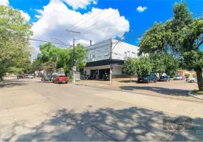 Foto 1 de Ponto Comercial à venda, 297m² em São Geraldo, Porto Alegre