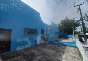 Foto 1 de Casa com 12 Quartos para alugar, 334m² em Barro Vermelho, Natal