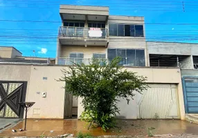 Foto 1 de Casa com 3 Quartos à venda, 300m² em Residencial Barravento, Goiânia