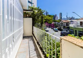Foto 1 de Sobrado com 2 Quartos à venda, 118m² em Vila Madalena, São Paulo
