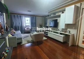 Foto 1 de Apartamento com 3 Quartos à venda, 161m² em Centro, Curitiba