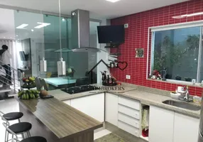 Foto 1 de Casa de Condomínio com 3 Quartos à venda, 250m² em Vila Rio Branco, São Paulo