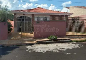 Foto 1 de Casa com 2 Quartos à venda, 162m² em Vila Independência, Araraquara